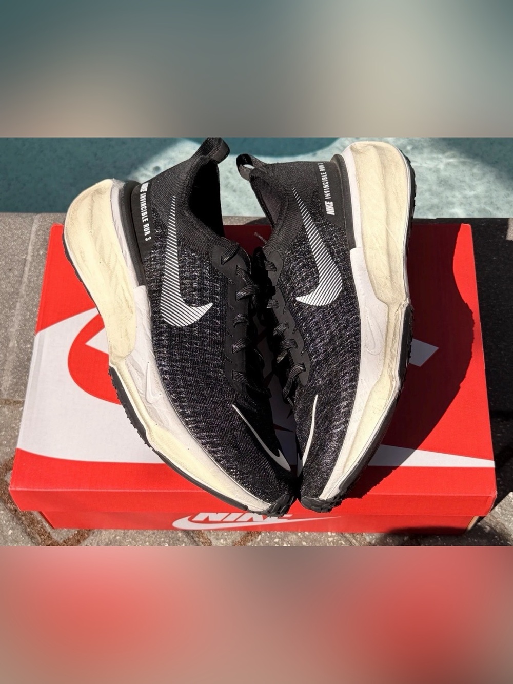 NIKE ZOOMX INVINCIBLE RUN 3 WMNS SIZE 11 BLACK WHITE RUNNING SHOES SNEAKERS